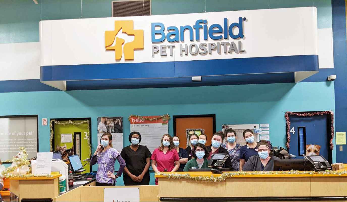 Grupo de asociados Banfield en el Banfield Pet Hospital